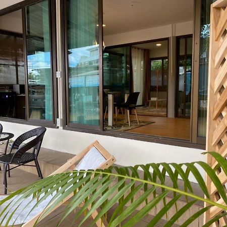 Catory Villa Bangkok Exteriör bild