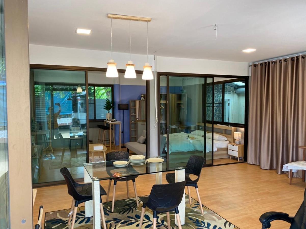 Catory Villa Bangkok Exteriör bild