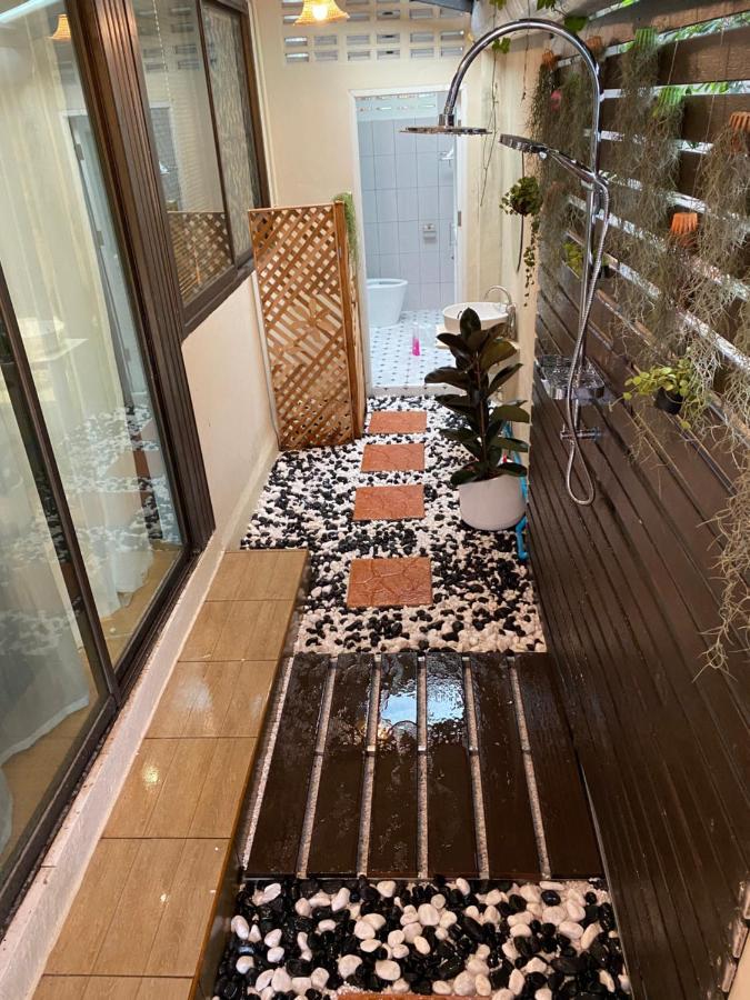 Catory Villa Bangkok Exteriör bild